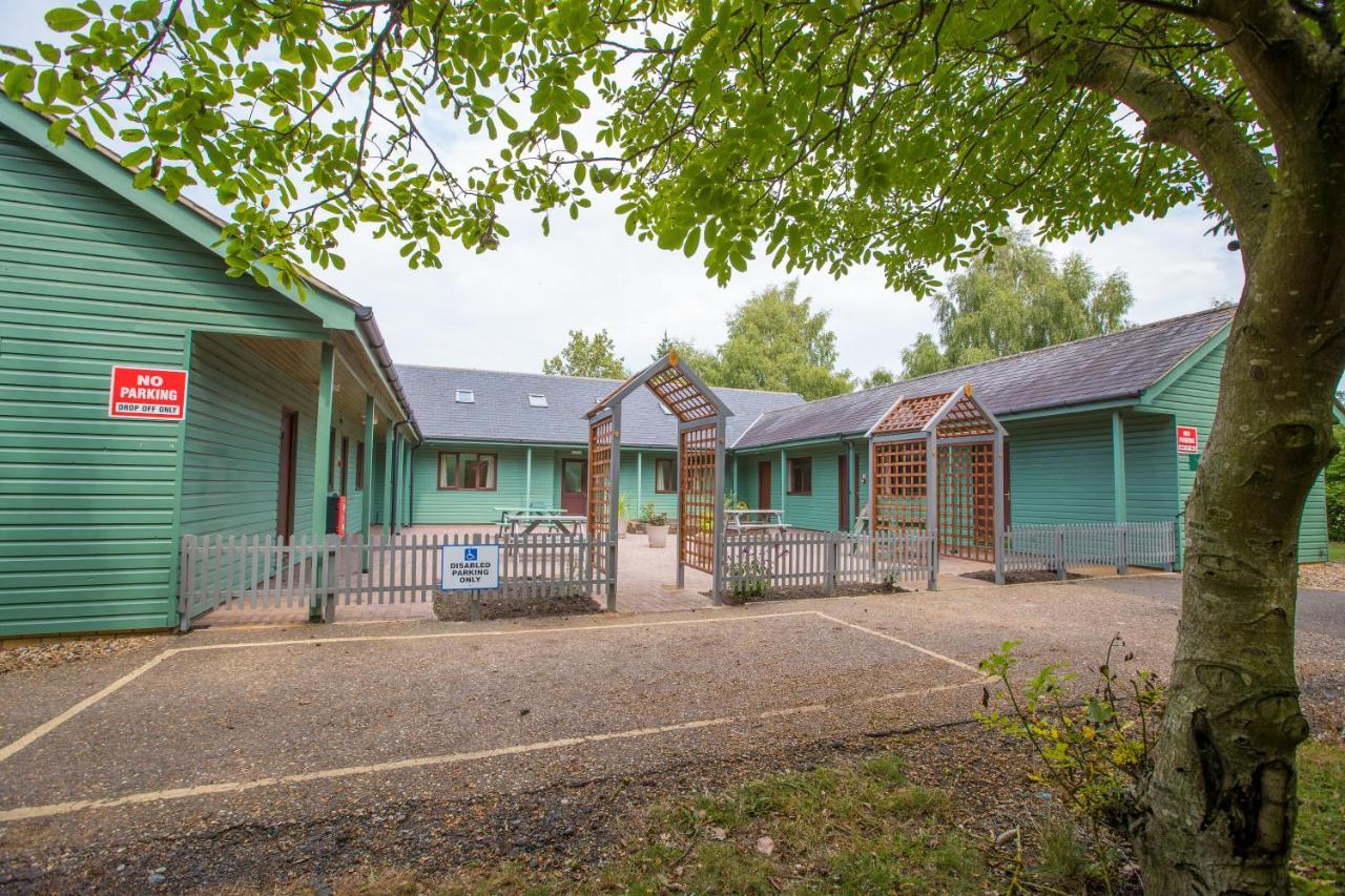 Lakeside Lodge Pidley Екстериор снимка