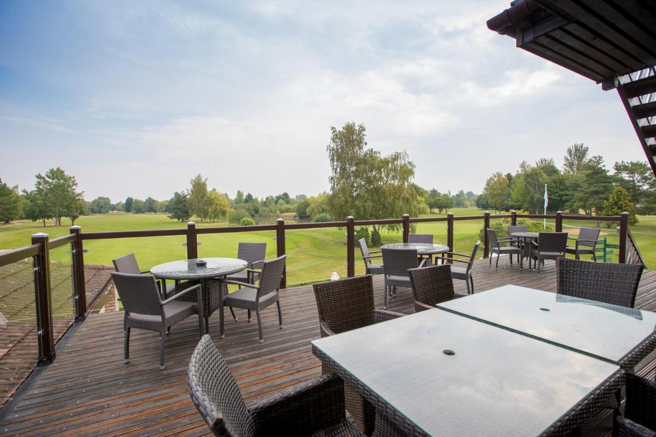Lakeside Lodge Pidley Екстериор снимка